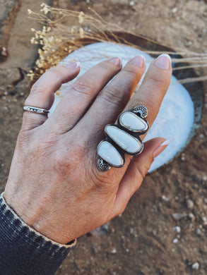 Sterling Silver with White Buffalo Turquoise Ring SZ 8.5