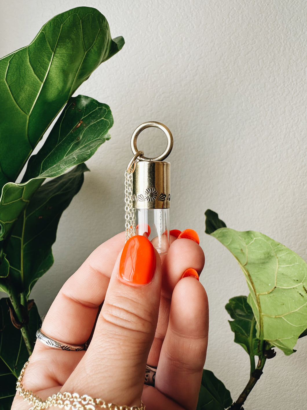 Simple Roller Necklace