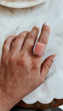 Load image into Gallery viewer, Elegant Pink Peruvian Opal Ring